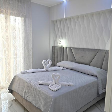 Bed and Breakfast Bebsantaniellohouse1 Неаполь Экстерьер фото