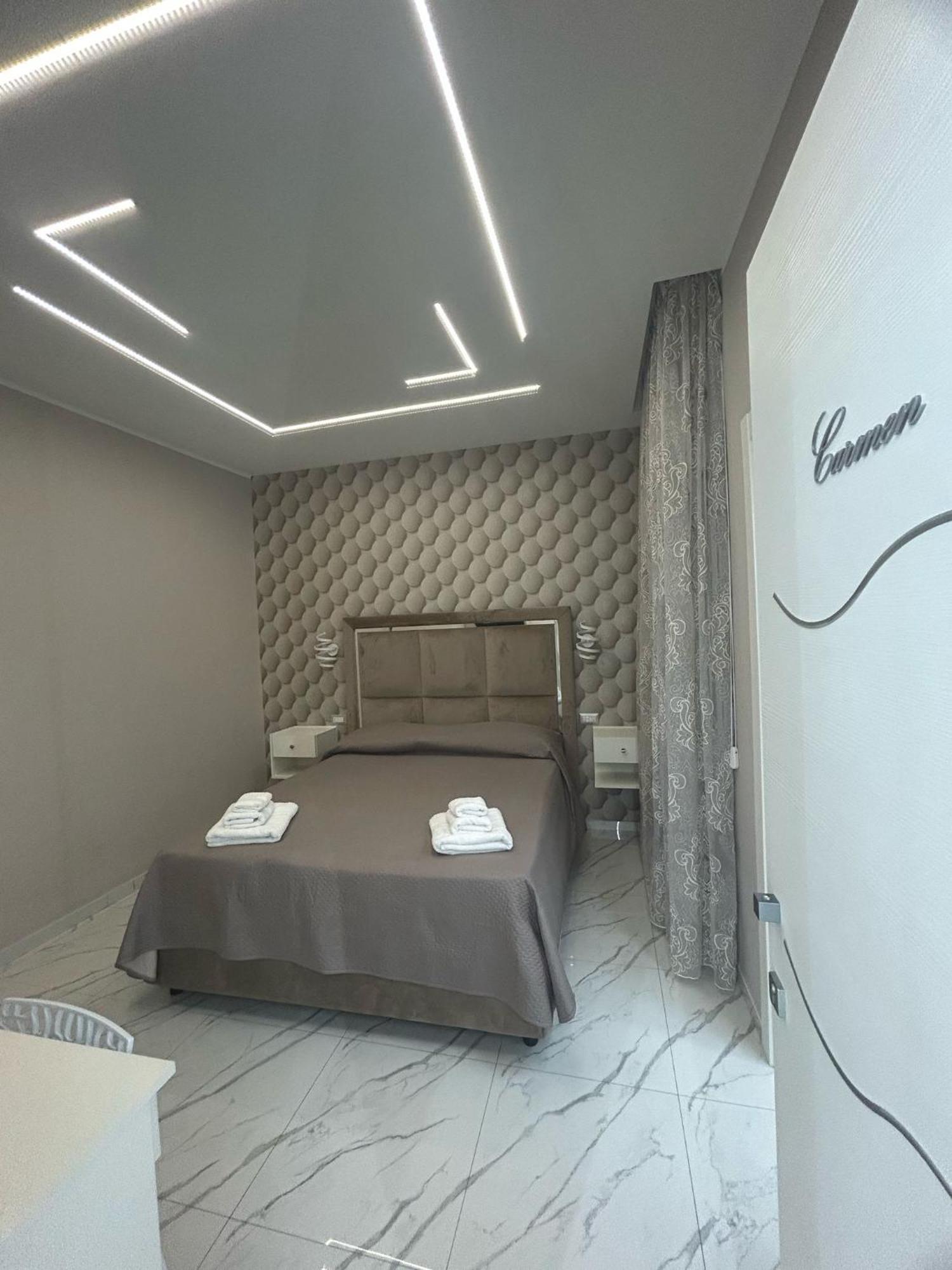 Bed and Breakfast Bebsantaniellohouse1 Неаполь Экстерьер фото